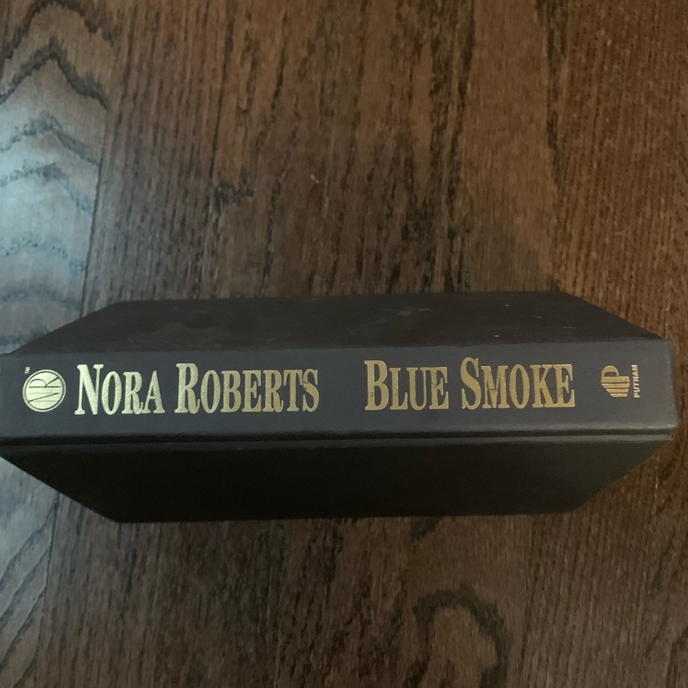 Blue Smoke by Nora Roberts